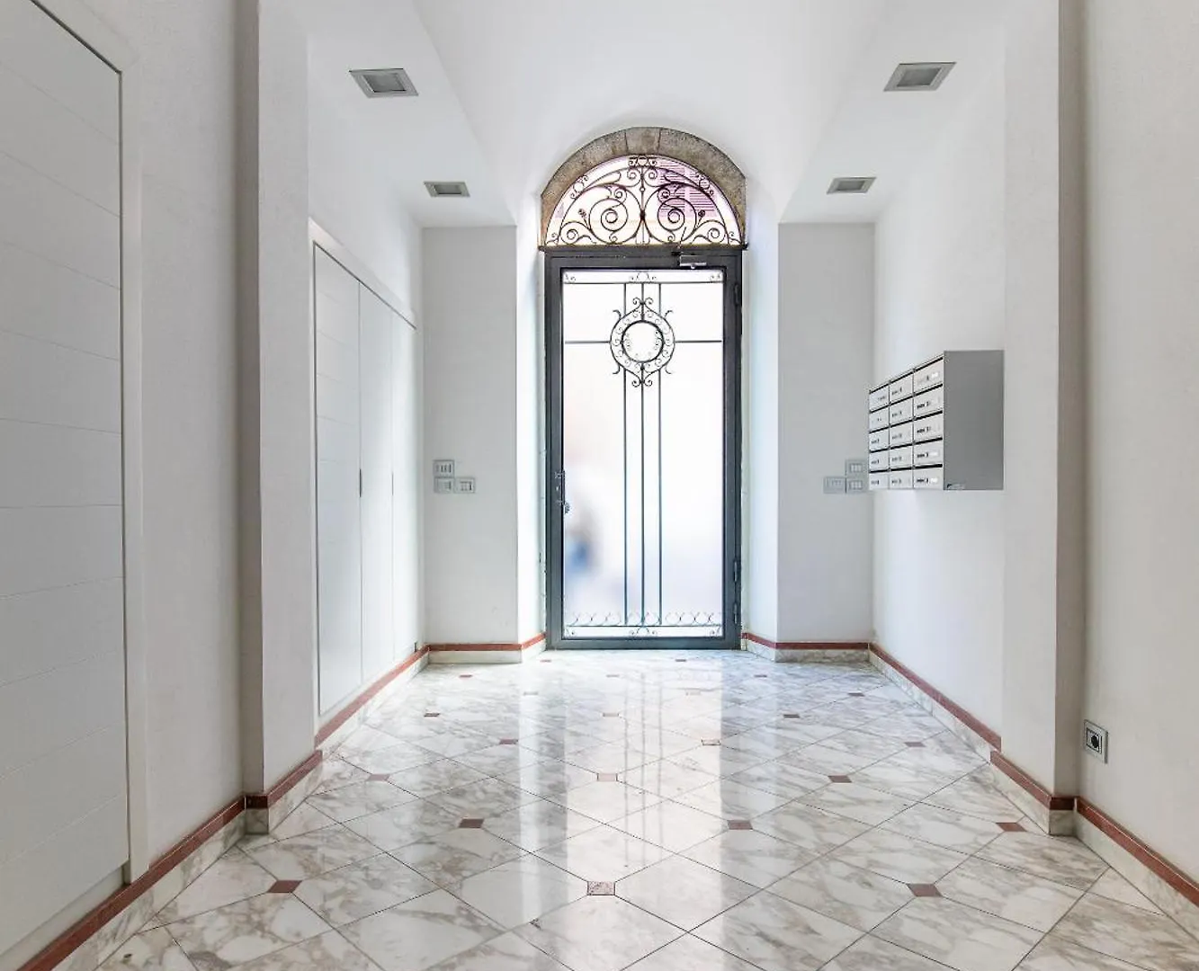 Elena House Apartments فياريجيو إيطاليا
