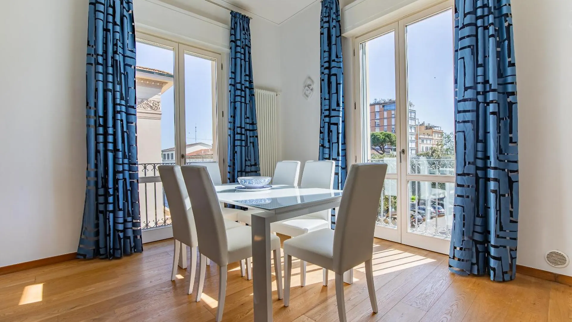 Elena House Apartments فياريجيو 0*,  إيطاليا