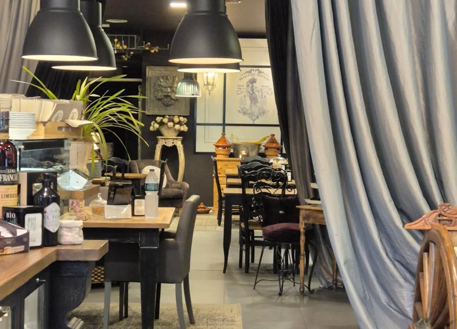 Elena House Apartments فياريجيو