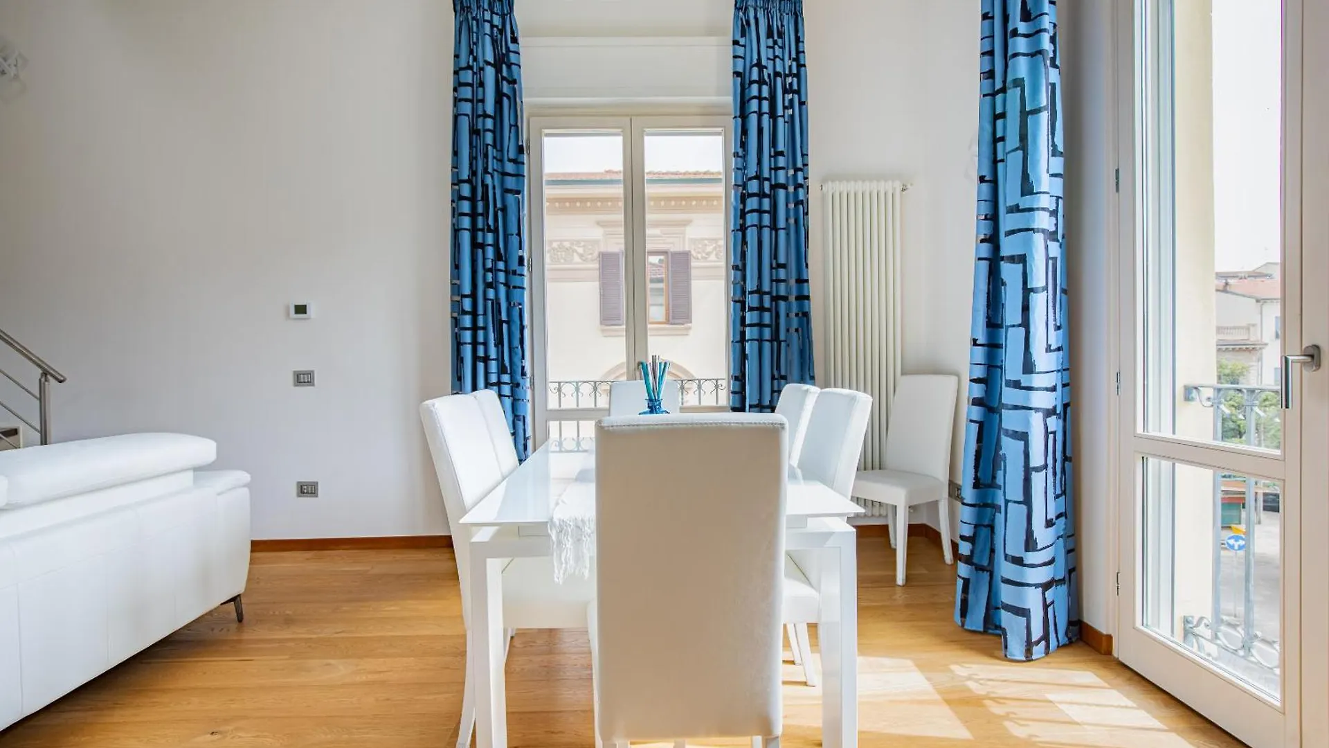 Elena House Apartments فياريجيو إيطاليا